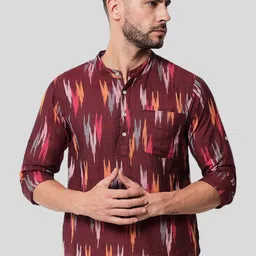 Vastraa Fusion Ikat Printed Pure Cotton Kurta-8