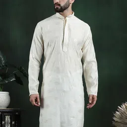 SOJANYA Ethnic Motifs Embroidered Mandarin Collar Sequinned Straight Kurta-picture-16