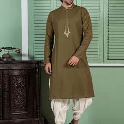 KISAH Mandarin Collar Thread Work Kurta-image-27