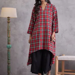 InWeav Checked Flared Sleeves V-Neck Cotton A-Line Kurta-picture-21