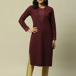 Rangriti Yoke Design Straight Kurta-38