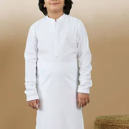 Sanwara Dapper & Dazzling Boys Mandarin Collar Thread Work Cotton Straight Kurta-58