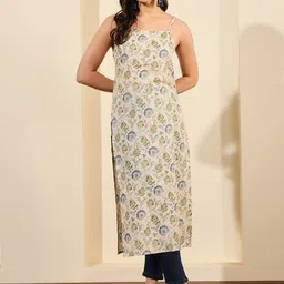 Meeranshi Floral Printed Shoulder Straps Cotton Straight Kurta-23