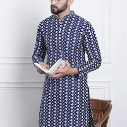 SOJANYA Floral Embroidered Mandarin Collar Kurta-picture-24