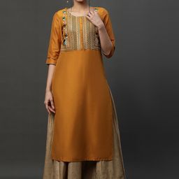 Aurelia Festive Yoke Embroidered Kurta-18