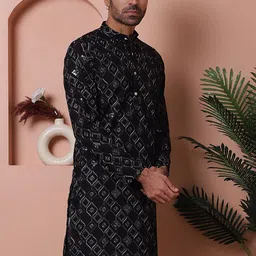 Jompers Men Geometric Printed Thread Work Kurta image 5