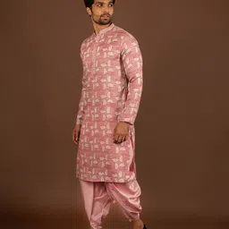 KISAH Abstract Printed Mandarin Collar Regular Kurta image 4