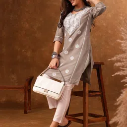 Anouk Embroidered Pure Cotton Panelled Kurta-14