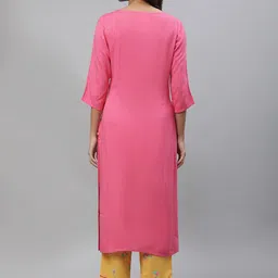 AURELIA Ethnic Motifs Yoke Design Sequinned Thread Work Kurta image 2