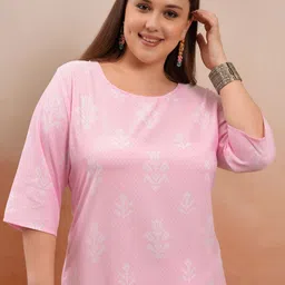 KETCH Women Plus Size Ethnic Motifs Printed Round Neck Thread Work Straight Kurta-31
