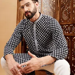 HERE&NOW Black Ethnic Motifs Embroidered Mandarin Collar Straight Kurta-image-47