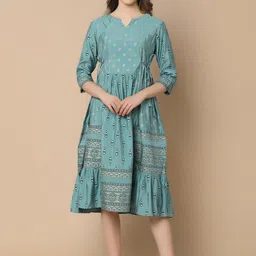 V-Mart Notched Neck Ethnic Printed  Viscose Rayon Straight Kurta-picture-32