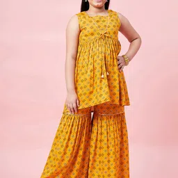 Stylo Bug Girls Ethnic Motifs Printed Pleated Pure Cotton Kurta with Sharara-image-43