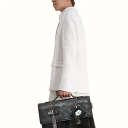 Hidesign Men Solid Messenger Bag-image-41