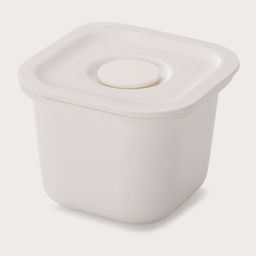 muji PP Lunch Box With Valve 70ml image 2