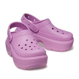 crocs Men Round-Toe Clogs with Sling Back image 4