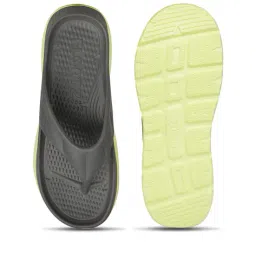 bata Men Thong-Style Flip-Flops with EVA upper image 4