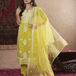 svaraa Women Embroidery Straight Kurta Set image 5