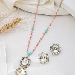 DASTOOR Gold-Plated Kundan-Studded & Beaded Jewellery Set-image-41