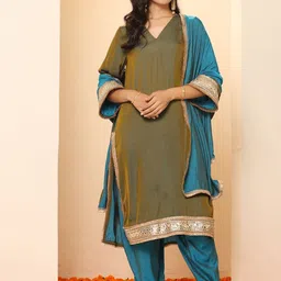 Swtantra Straight Kurta With Trouser & Dupatta-24