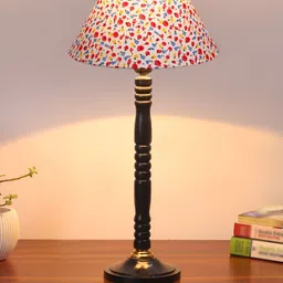 Aura White Printed Wood Traditional Triangle Table Lamp-8