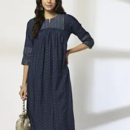 Women Foil Print A-Line Kurta-image-92