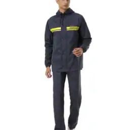 Men Regular Fit Hooded Raincoat-image-5