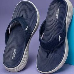 Men Round-Toe Slip-On Flip-Flops-image-10