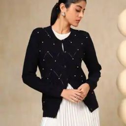 Women Round-Neck Cardigan with Button-Closure-image-8