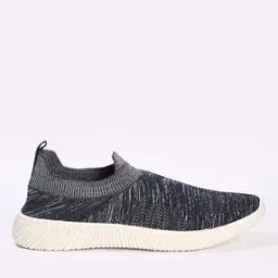 Women Low-Top Slip-On Shoes-image-28