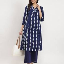 Women Geometric Pant-Suit Set-image-12