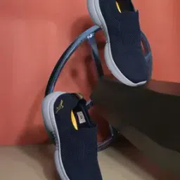 Round-Toe Slip-On Sports Shoes-picture-34
