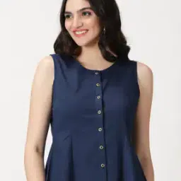 Sleeveless Round-Neck Top-image-8