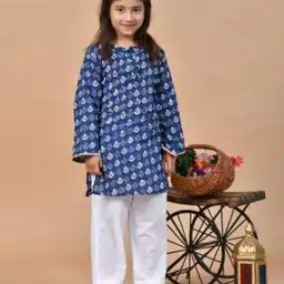 Girls Floral Kurta Set-image-5