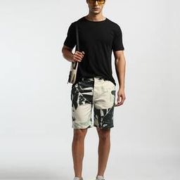 Abstract Print Carpenter Shorts-15