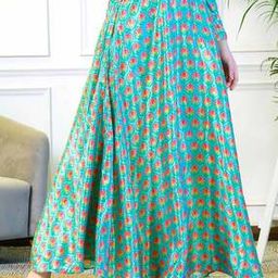Women Printed Flared Skirt with Insert Pockets-image-99