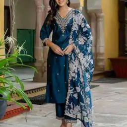Women Embroidery Straight Kurta Set-image-1