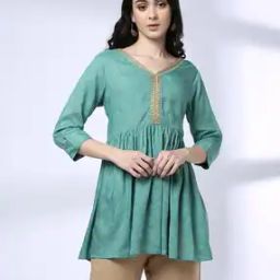 Women Floral Print Relaxed Fit Tunic-image-48