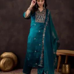 Women Embroidered Silk Blend  Kurta Set-image-51