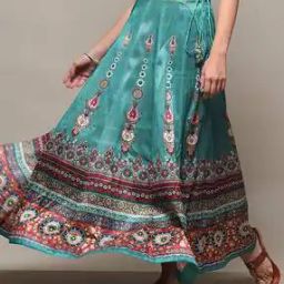 Women Floral Print Flared Skirt-image-91