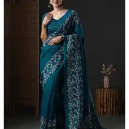 Women Floral Print Saree with Contrast Border-image-17