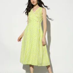 Leheriya Print Wrap Dress-picture-9