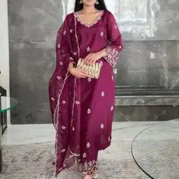 Women Embroidery Kurta Set-image-34