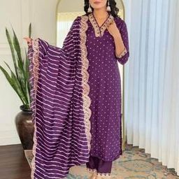 Women Embroidery Straight Kurta Set-image-9