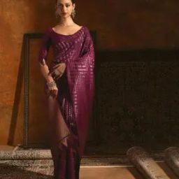 Zari Woven Geometric Pattern Saree with Tassels-picture-13