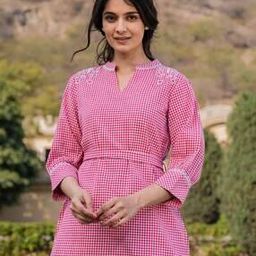 Women Embellished Embroidery Top-picture-32