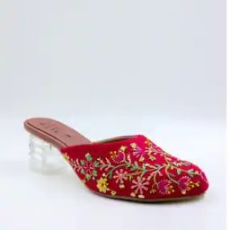 Women Regular Fit Chunky Heeled Sandals-picture-28