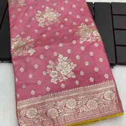 Women Dola Silk Saree-image-5