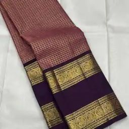 Women Woven Saree with Contrast Border-image-7