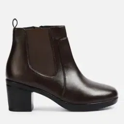 Women Classic Boots-image-45